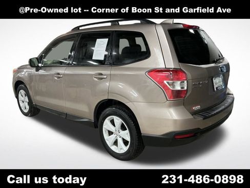Used 2016 Subaru Forester 2.5i Premium w/ All-Weather Package image 3