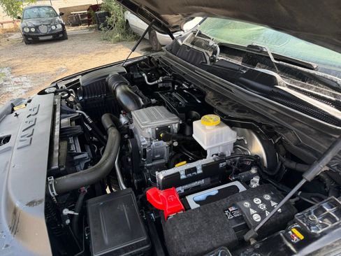 Used 2022 RAM 1500 Laramie AWD/4WD image 39