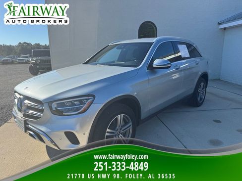 Used 2022 Mercedes-Benz GLC 300 4MATIC image 1