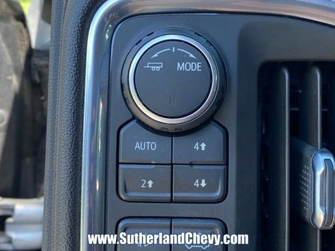 Used 2020 Chevrolet Silverado 1500 LTZ w/ LTZ Premium Package AWD/4WD image 45