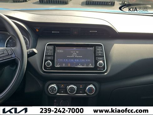 Used 2023 Nissan Kicks S FWD image 18