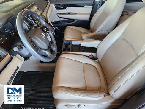 Used 2023 Honda Odyssey Touring image 20