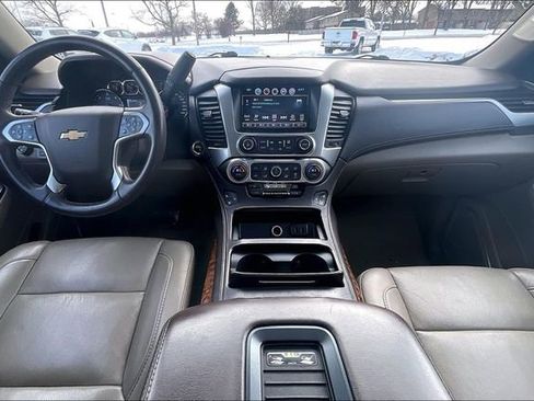 Used 2016 Chevrolet Suburban LTZ image 17
