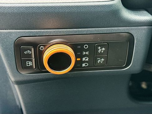 Used 2023 Ford Maverick XLT w/ XLT Luxury Package image 10