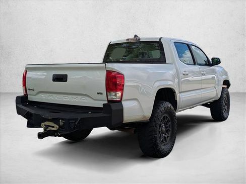 Used 2016 Toyota Tacoma SR w/ Towing Package AWD/4WD image 5