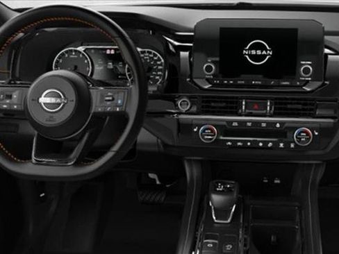 Used 2025 Nissan Pathfinder Rock Creek image 14