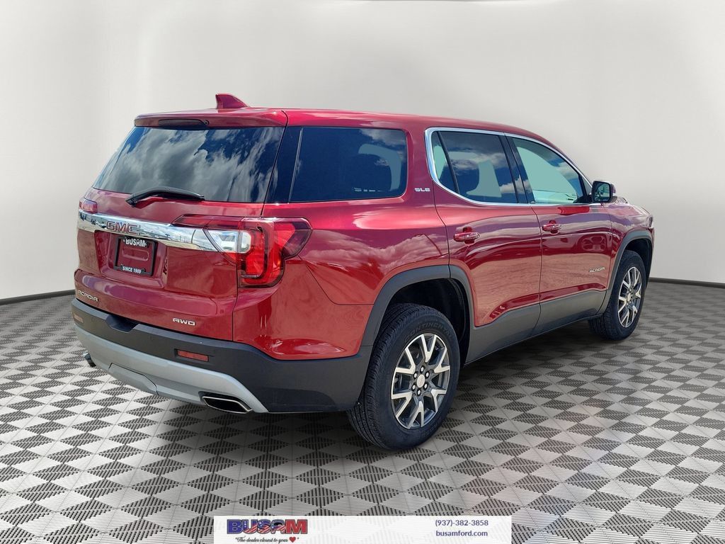 Used 2023 GMC Acadia SLE AWD/4WD image 4