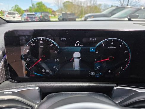 Used 2022 Mercedes-Benz GLB 250 4MATIC image 23