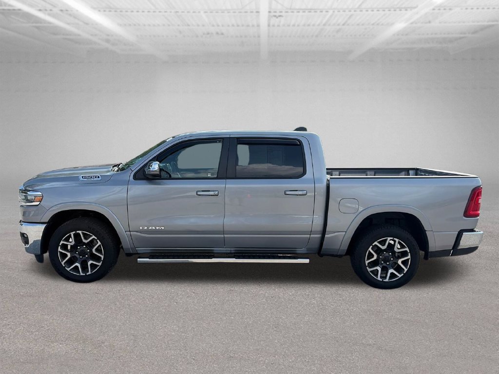 Used 2025 RAM 1500 Laramie AWD/4WD image 3