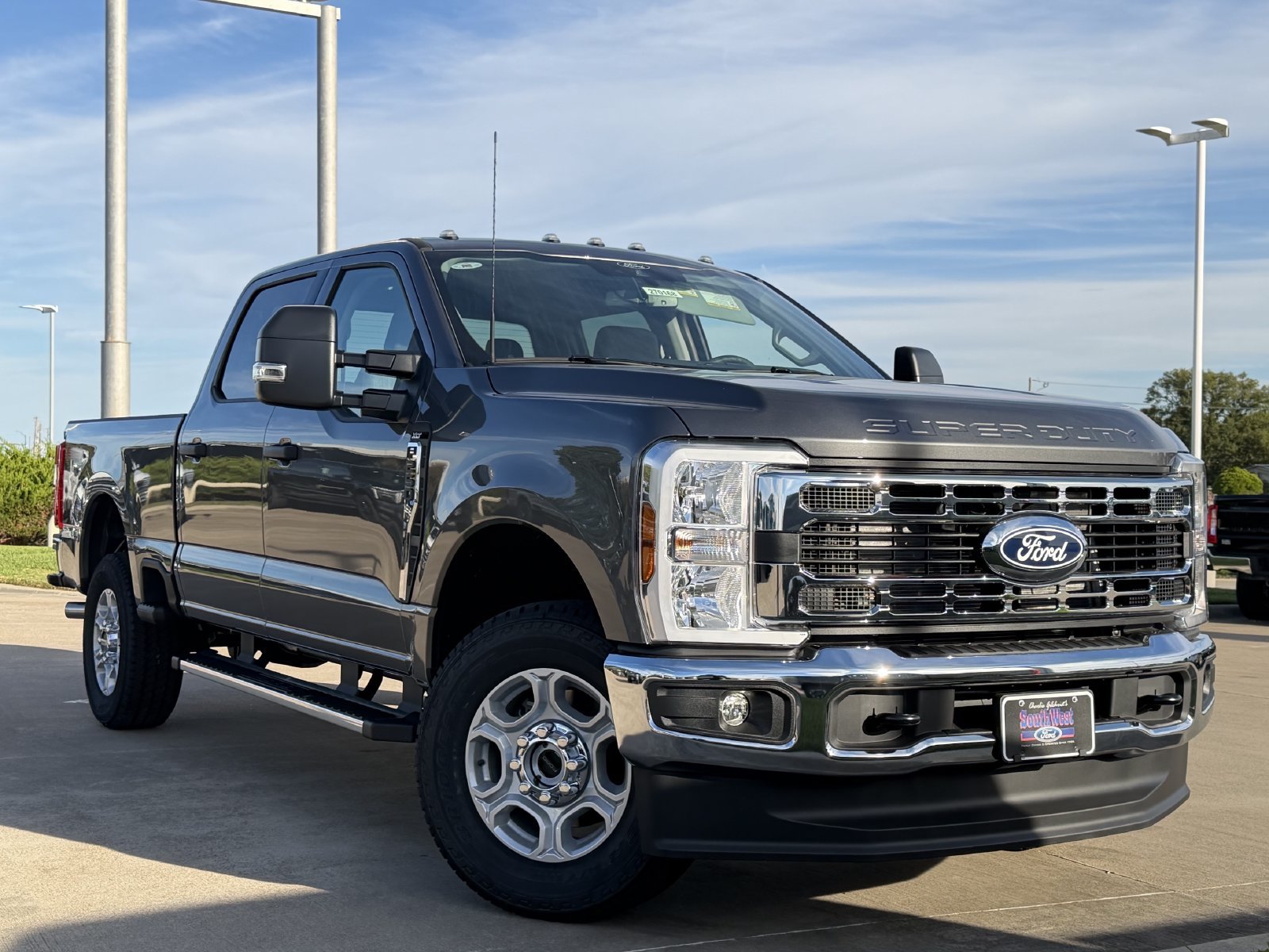 New 2027 Ford F250 XLT w/ FX4 Off-Road Package AWD/4WD image 2