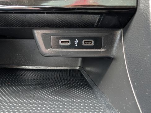Used 2022 Volkswagen Jetta SE FWD image 33