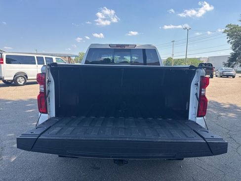 Used 2021 Chevrolet Silverado 1500 High Country w/ Technology Package AWD/4WD image 32