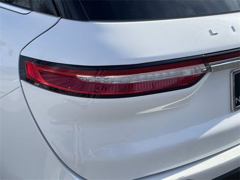 Used 2020 Lincoln Corsair FWD image 10