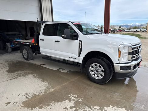 Used 2024 Ford F350 XLT w/ FX4 Off-Road Package AWD/4WD image 2