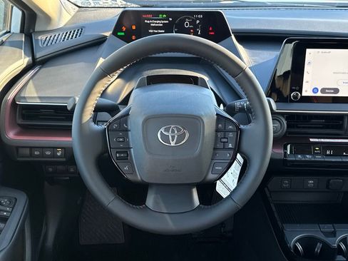 New 2026 Toyota Prius Plug-In Hybrid FWD image 18
