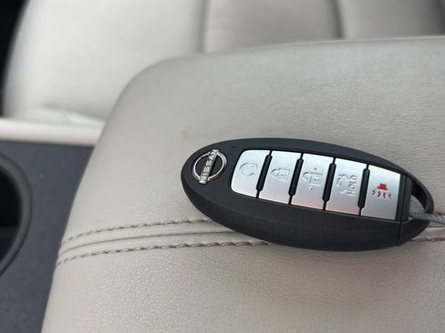 Used 2025 Nissan Altima 2.5 SV FWD image 24
