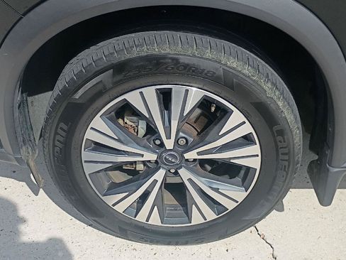 Used 2023 Nissan Rogue SV w/ SV Premium B Package FWD image 25