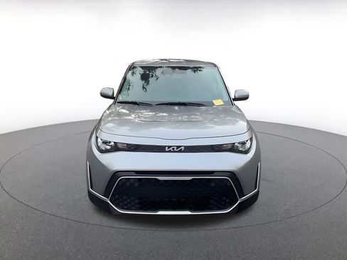Used 2025 Kia Soul LX w/ LX Technology Package image 4