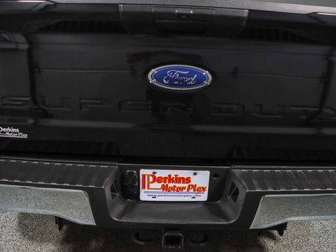 Used 2023 Ford F350 XLT AWD/4WD image 8