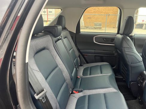 Used 2023 Ford Bronco Sport Outer Banks w/ Tech Package image 11