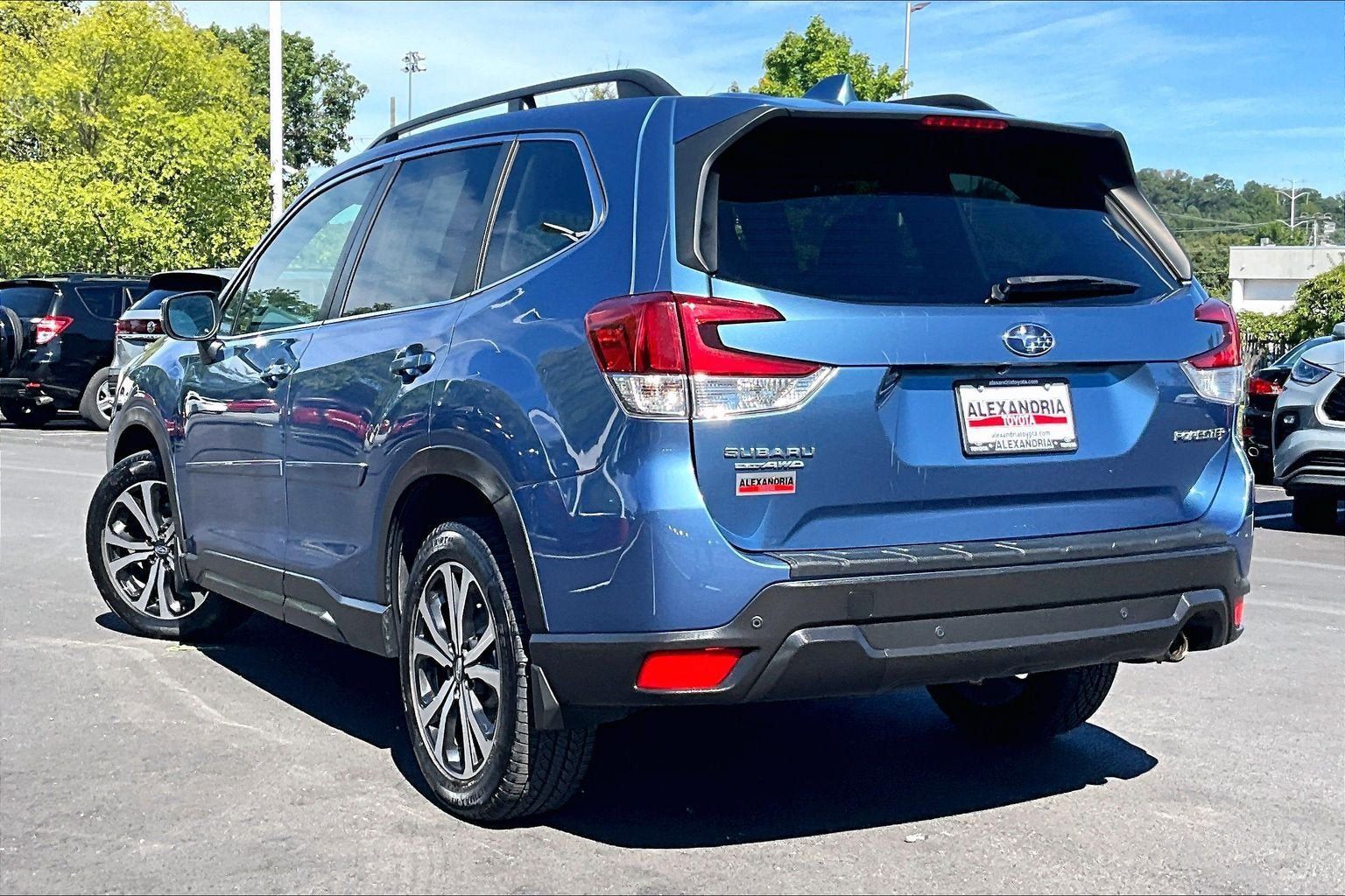 Used 2019 Subaru Forester Limited AWD/4WD image 10
