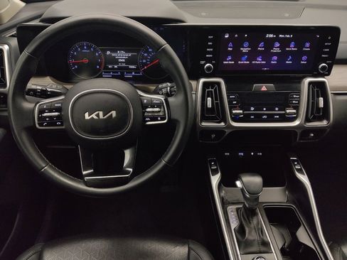 Used 2022 Kia Sorento EX w/ Panoramic Sunroof Package image 22