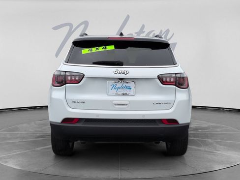 Used 2025 Jeep Compass Limited AWD/4WD image 7