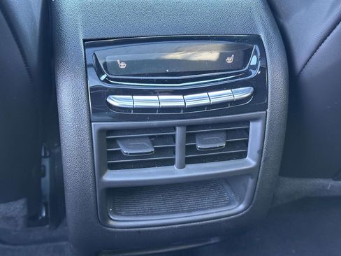 Used 2023 Cadillac XT5 Premium Luxury w/ Technology Package image 12