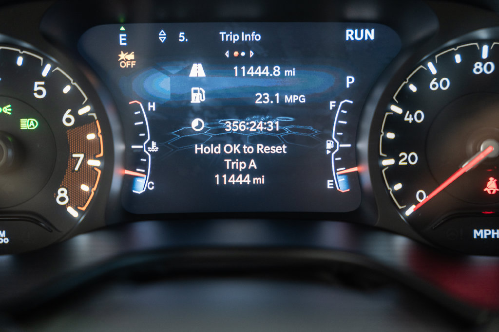 Certified 2025 Jeep Compass Trailhawk AWD/4WD image 46