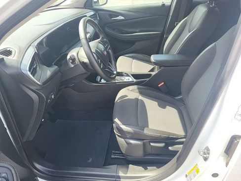 Used 2025 Buick Encore GX Preferred FWD image 26