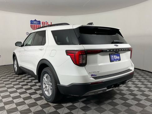 New 2026 Ford Explorer Active w/ Active Comfort Package RWD image 5