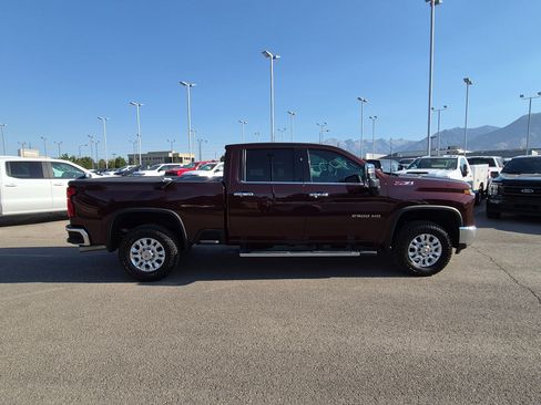Used 2024 Chevrolet Silverado 2500 LTZ w/ LTZ Plus Package AWD/4WD image 2