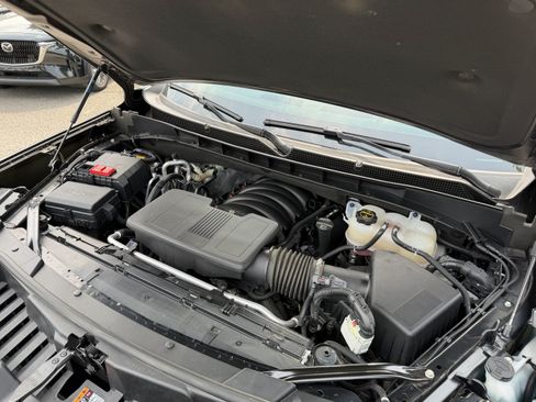 Used 2025 GMC Yukon Denali Ultimate AWD/4WD image 39