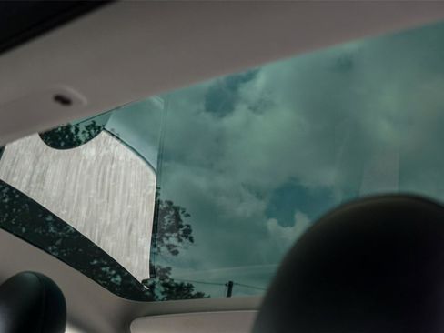 Used 2023 Tesla Model 3 Standard Range RWD image 30