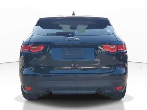 Used 2019 Jaguar F-PACE Premium image 6