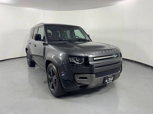 Used 2022 Land Rover Defender 110 X-Dynamic HSE AWD/4WD image 4