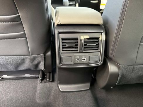 New 2025 Subaru Forester Limited image 19