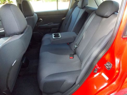 Used 2007 Nissan Versa SL image 15