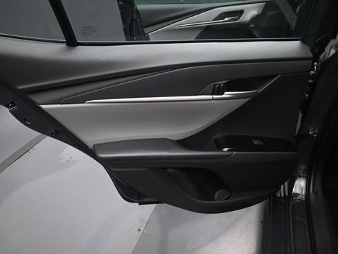 Used 2026 Toyota Camry SE AWD/4WD image 28