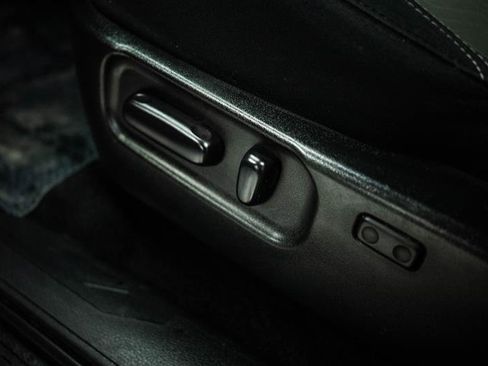 Used 2023 Toyota Tacoma TRD Sport w/ Black Out Package (TMS) image 14