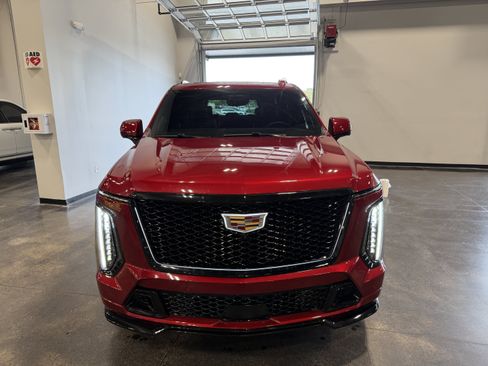 Used 2026 Cadillac Escalade V w/ LPO, Floor Liner Package AWD/4WD image 2