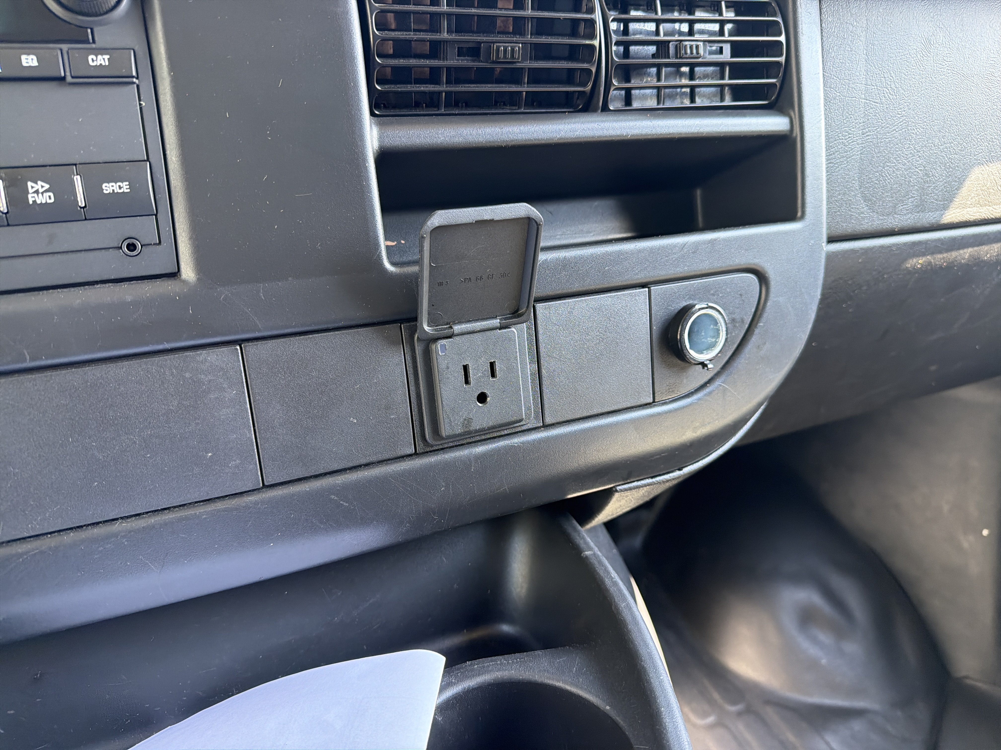 Used 2025 Chevrolet Express 2500 w/ Driver Convenience Package RWD image 20