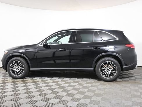 Used 2026 Mercedes-Benz GLC 300 4MATIC image 2