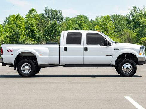 Used 2000 Ford F350 Lariat image 16