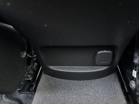 Used 2023 Chevrolet Malibu LT image 14