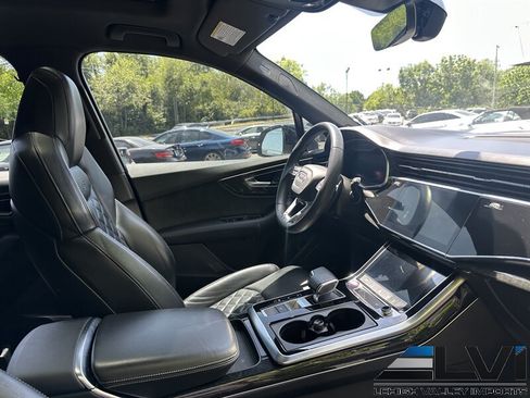 Used 2020 Audi SQ7 Premium Plus w/ Driver Assistance Package AWD/4WD image 21