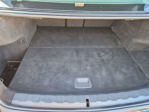 Used 2023 BMW 330e image 34