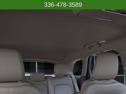 New 2024 Lincoln Corsair Reserve w/ Equipment Group 201A image 22