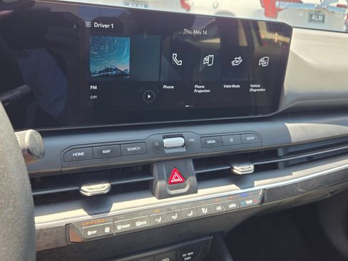 Used 2025 Kia K4 FWD image 19