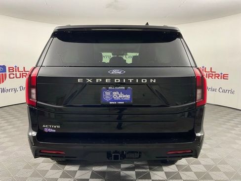 New 2025 Ford Expedition Active image 4